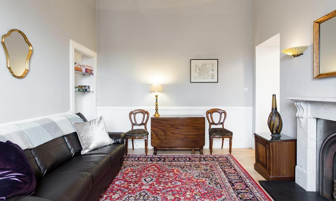 Royal Mile Apartments Edinburgh Bagian luar foto
